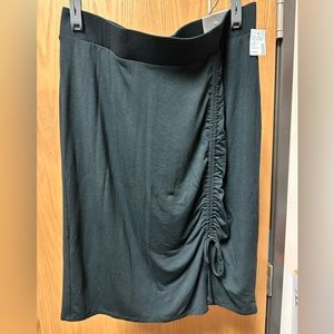 Women’s Large, Maurice’s Black knit midi skirt. Rouched side-slit. NWT.